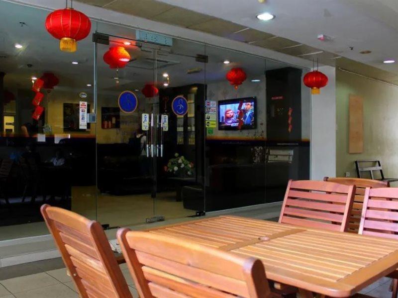 Switz Paradise Hotel - 5 Minute Walk To Centre Point And 10 Minute Walk To Waterfront- Kota Kinabalu Exteriér fotografie