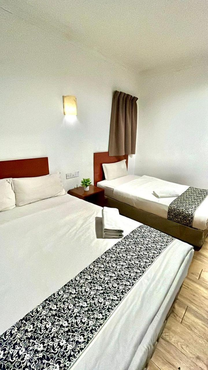 Switz Paradise Hotel - 5 Minute Walk To Centre Point And 10 Minute Walk To Waterfront- Kota Kinabalu Exteriér fotografie
