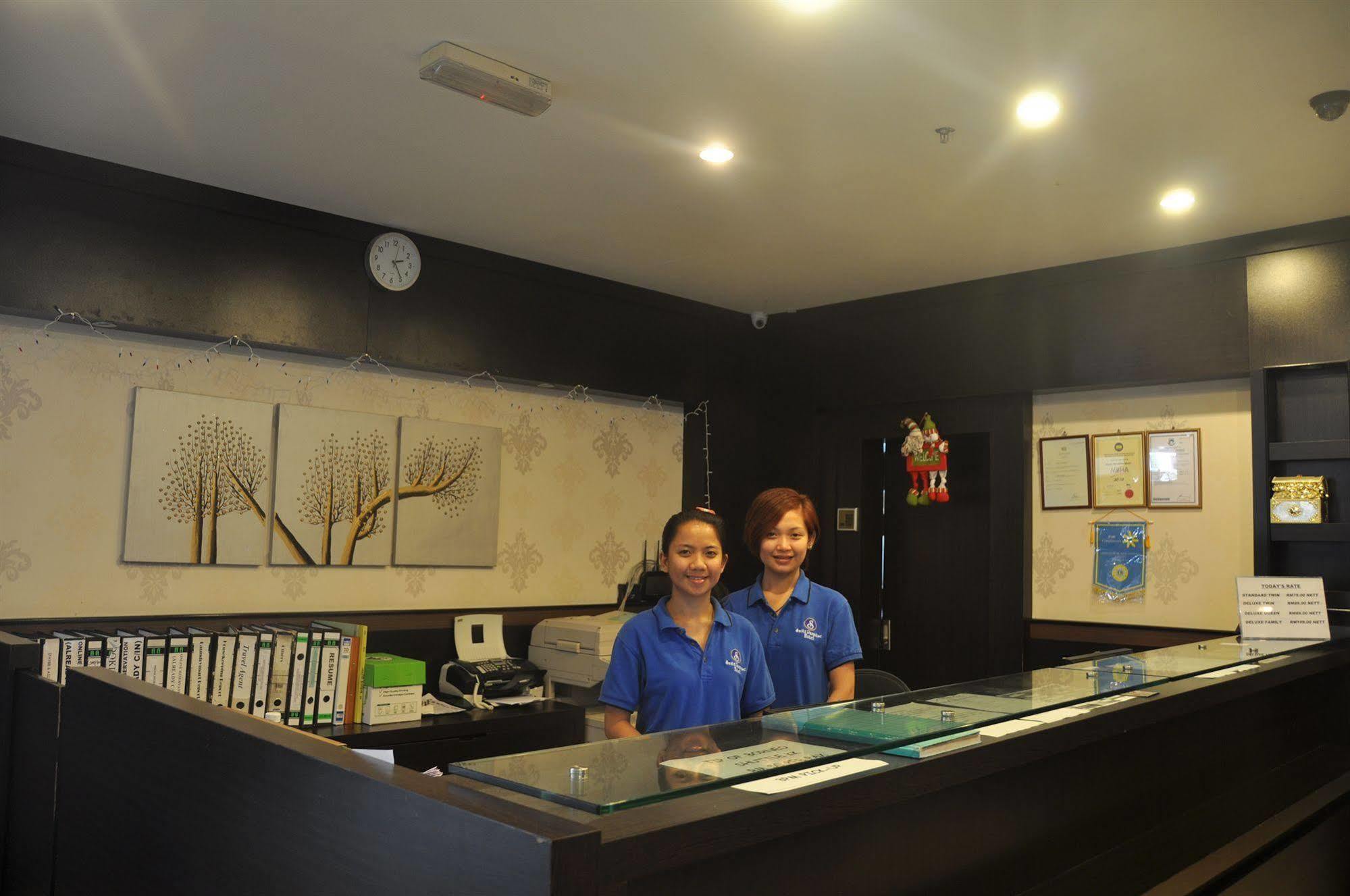 Switz Paradise Hotel - 5 Minute Walk To Centre Point And 10 Minute Walk To Waterfront- Kota Kinabalu Exteriér fotografie